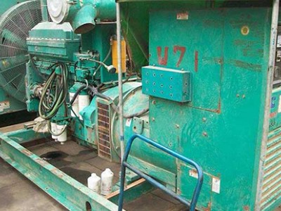 300KW玉柴柴油发电机组