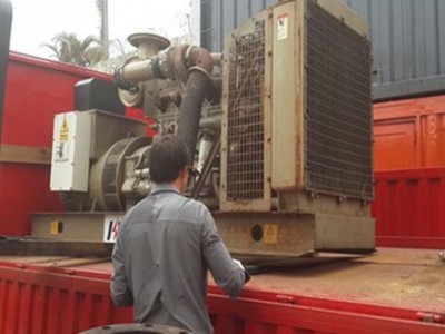 2000KW济柴柴油发电机组