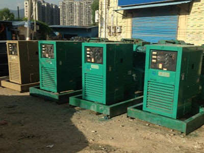 1100KW奔驰柴油发电机组