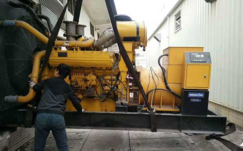 1000KW奔驰柴油发电机组