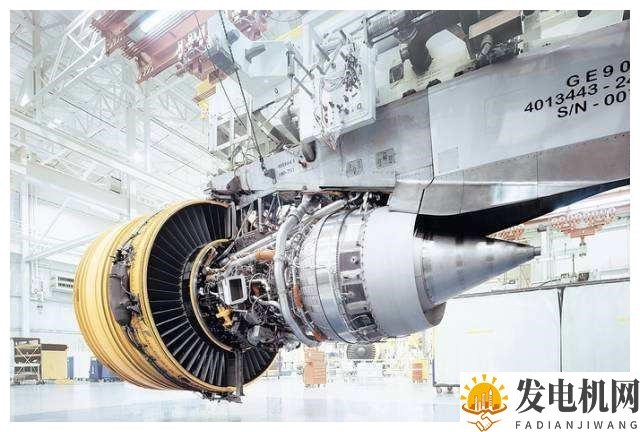 战斗机的电力来源是什么?其实和汽车一样,主要靠发动机发电!